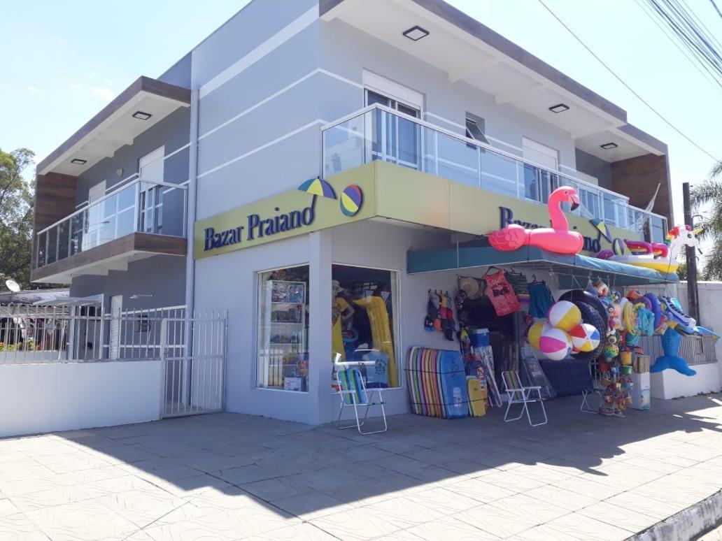 Apto. 03 Quartos à 500m Da Praia Apartamento *