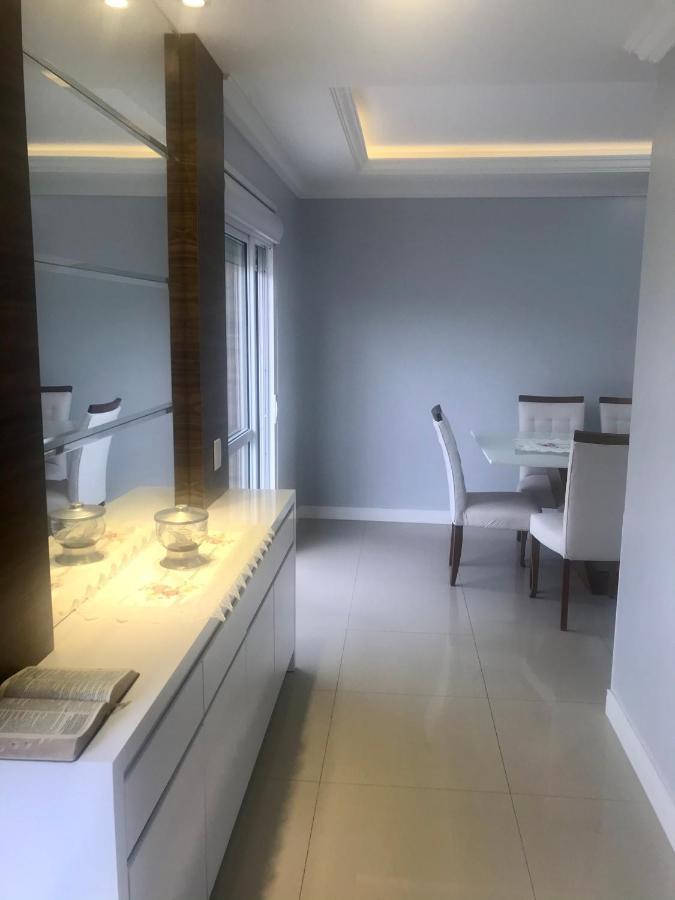 Apartamento Apto. 03 Quartos à 500m Da Praia *
